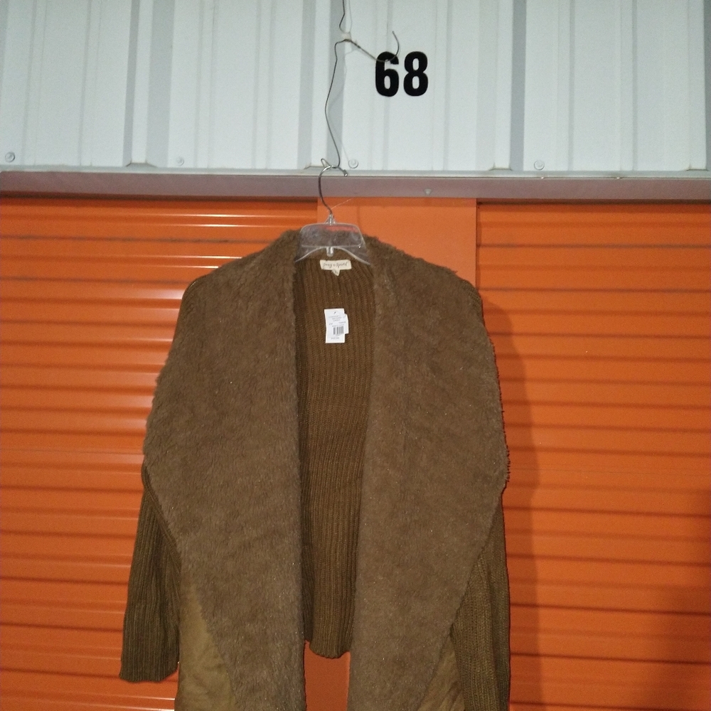 Women's heavyweight faux fur sweater